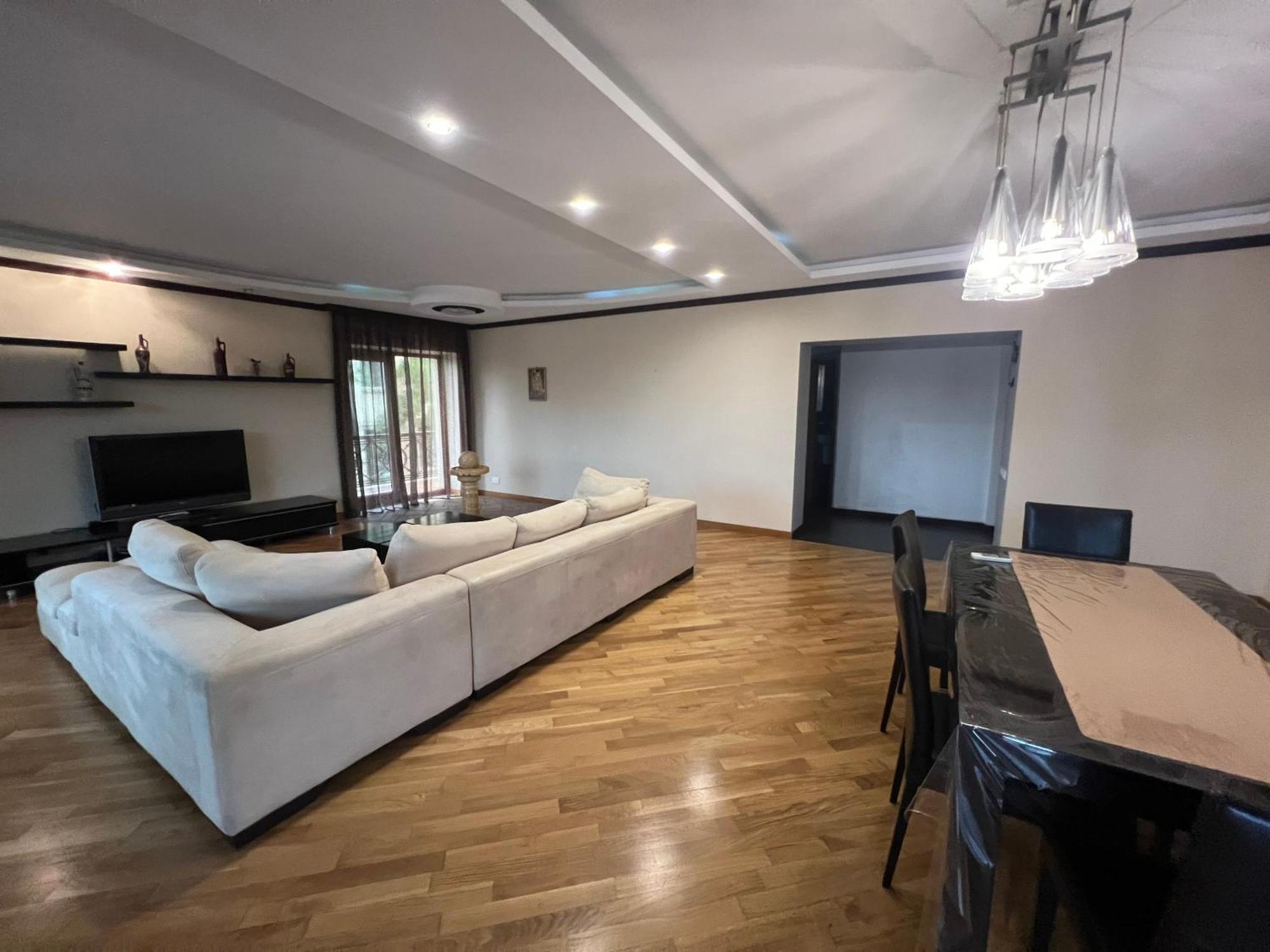 Promenade 2 Bdr Apartment *